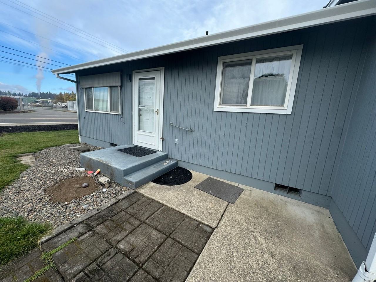 253 Camas Ct - Photo 2 of 15