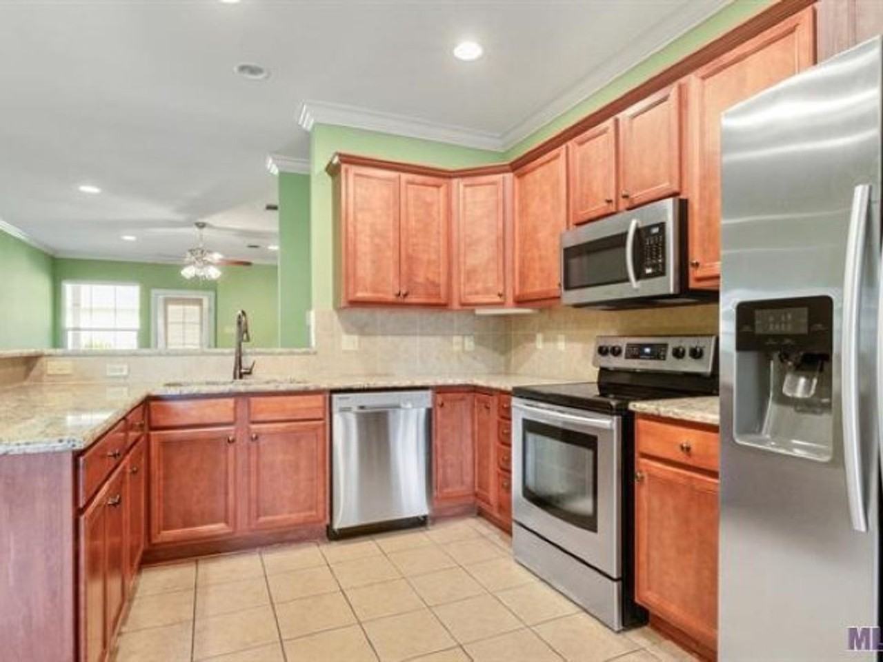 4848 Windsor Vlg Dr #19 - Photo 7 of 14