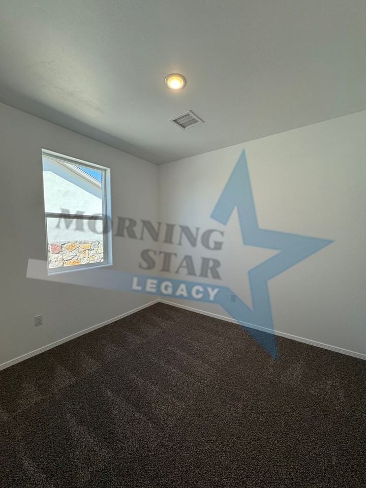 4081 Pacific Loop - Photo 3 of 34