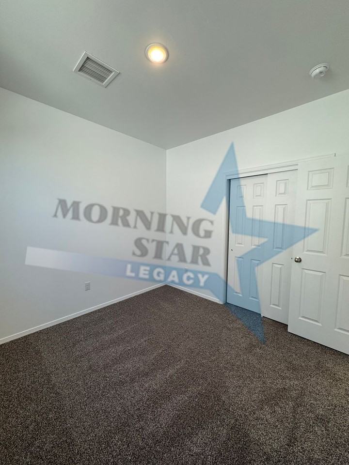 4081 Pacific Loop - Photo 4 of 34