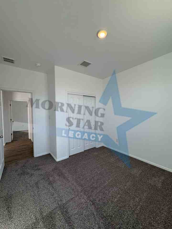 4089 Pacific Loop - Photo 5 of 39