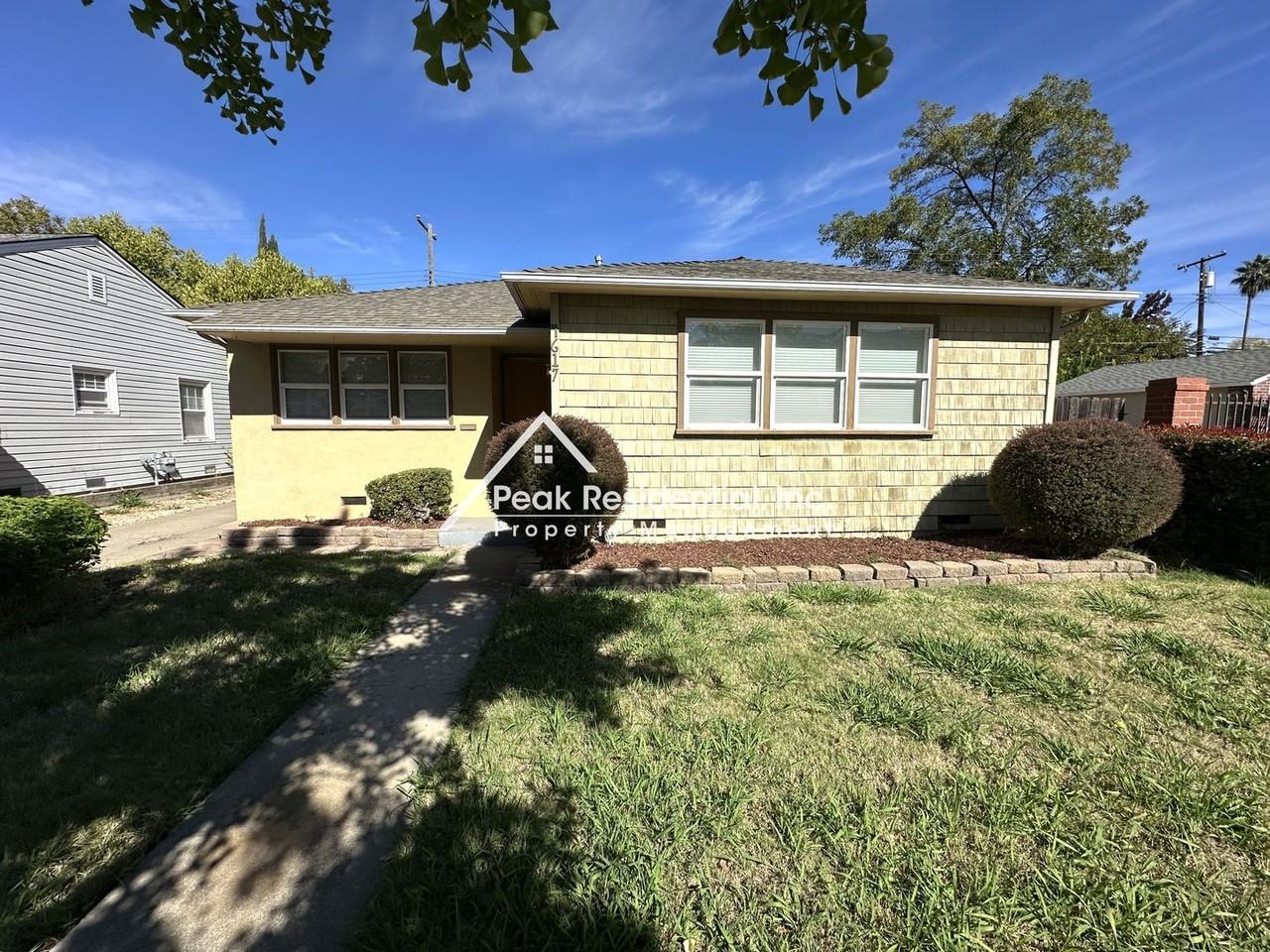 4617 V St - Photo 2 of 18