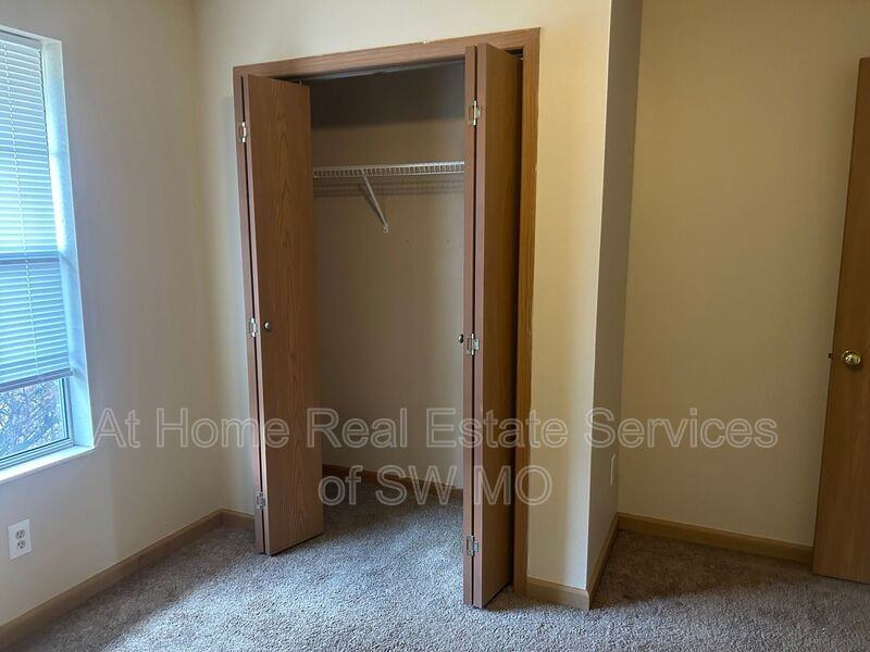 1260 Vintage Ln - Photo 7 of 7