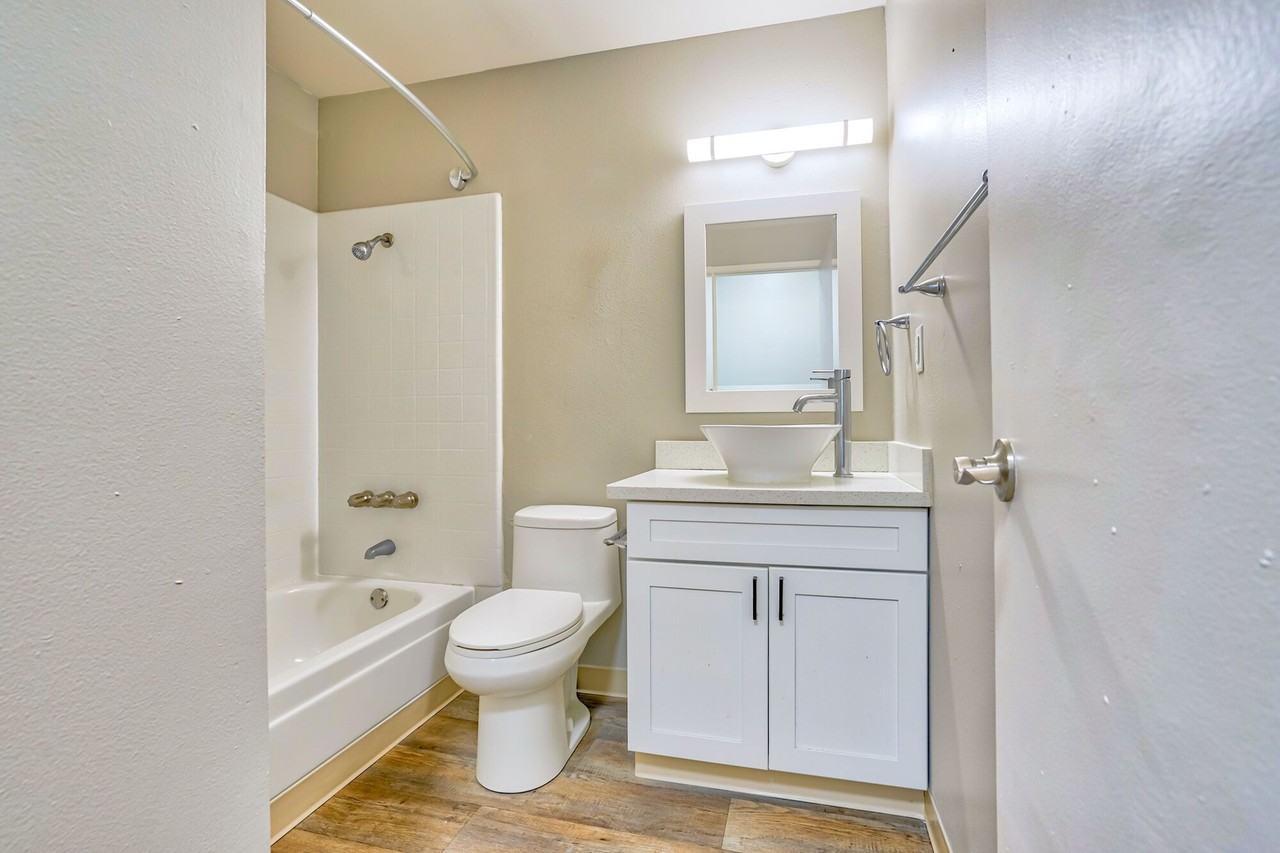 The Valley Apartments - Photo 7 of 50