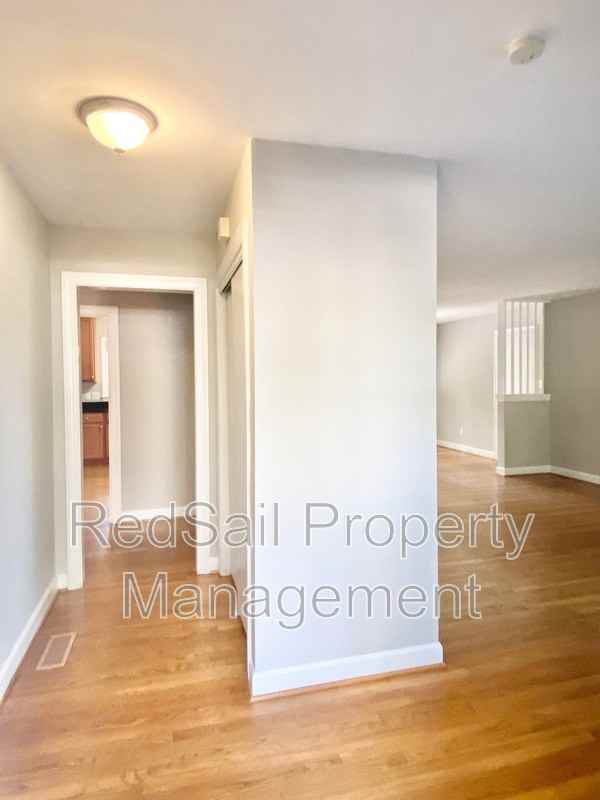 436 Summer Dr - Photo 3 of 20