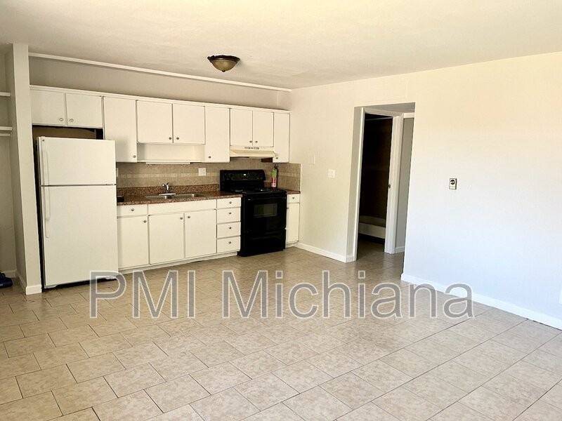 2014 Lathrop St - Photo 3 of 10