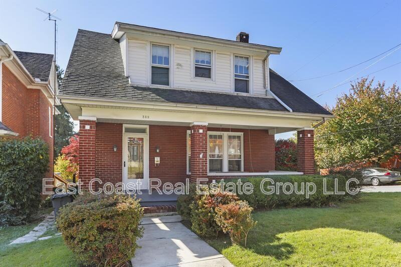 239 W 6th St - Photo 2 of 35
