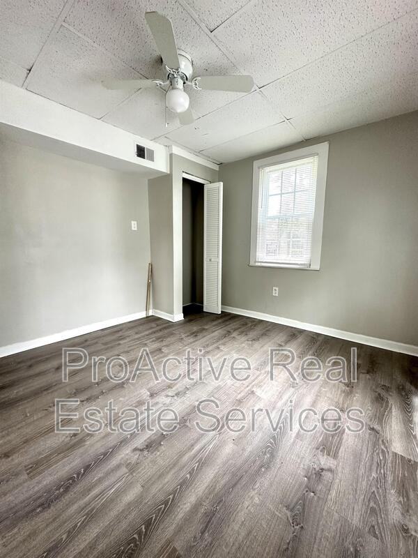 224 W Government Ave - Photo 6 of 22