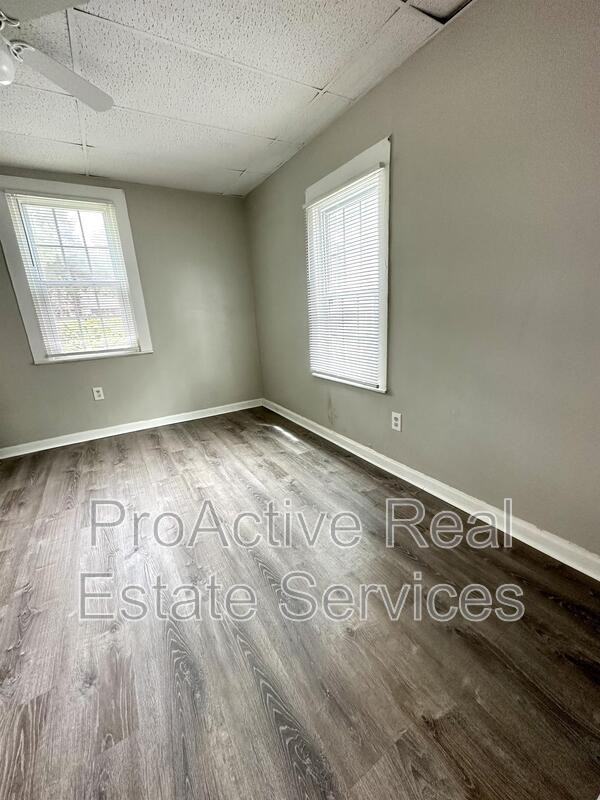 224 W Government Ave - Photo 7 of 22