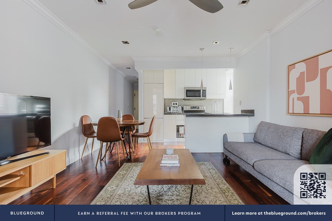 110 Bedford Street - Photo 5 of 42