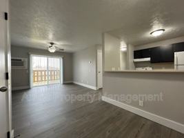 featured image of 940 S 27th St #16