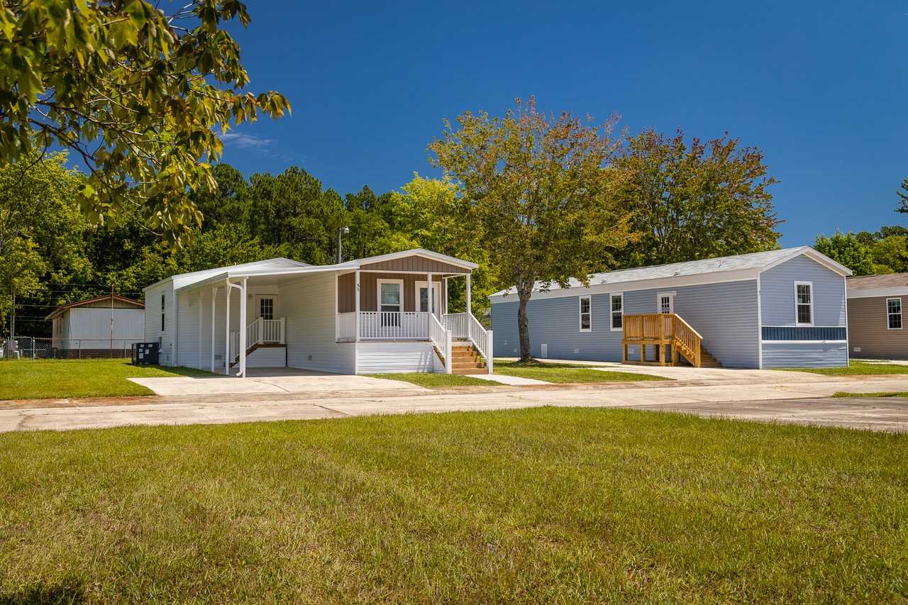 Jamestown Estates - Photo 2 of 14