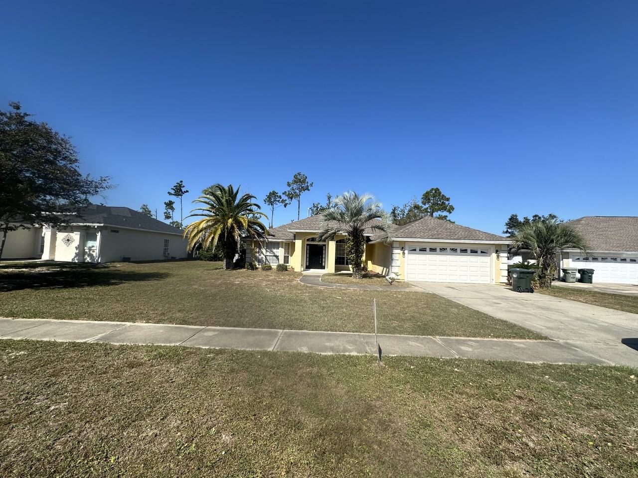 1517 Inverness Rd - Photo 3 of 11