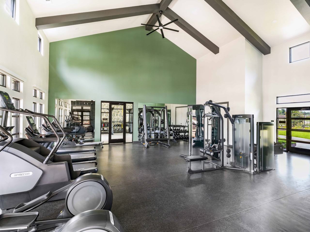 Modera Georgetown - Photo 7 of 36