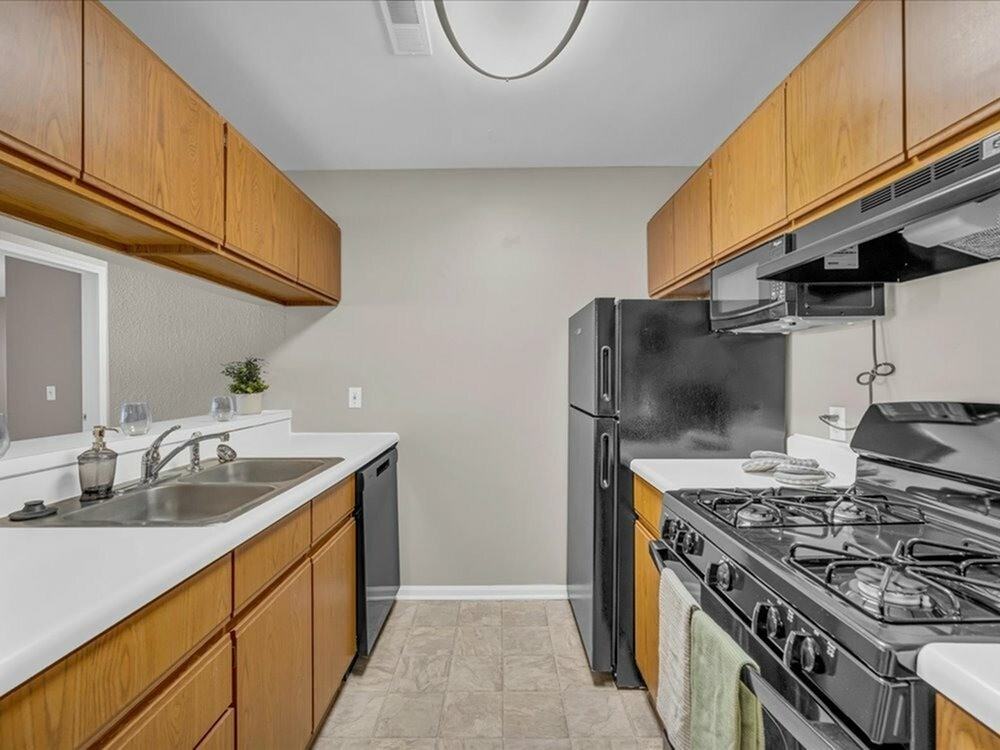 Wyndham Hill - Photo 6 of 36