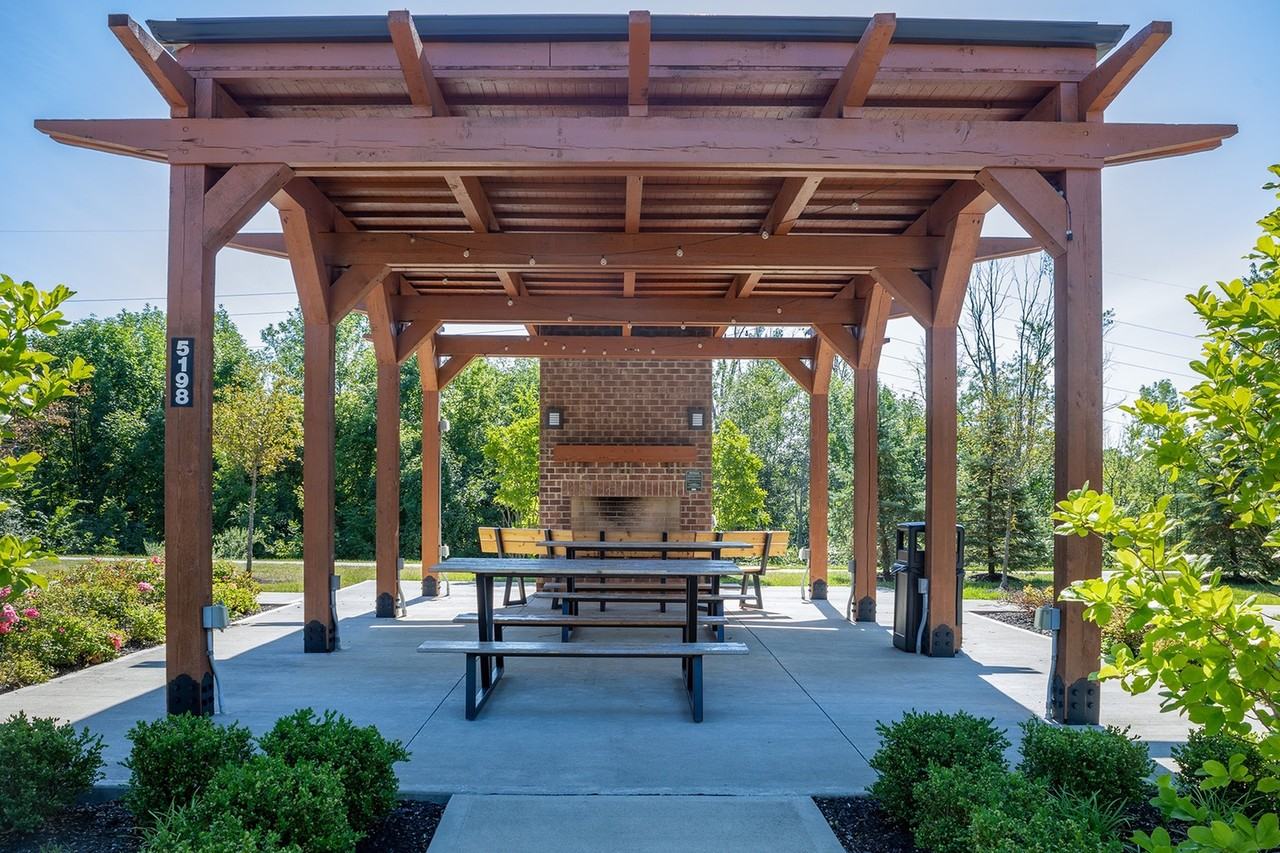 HQ Flats - Photo 2 of 50