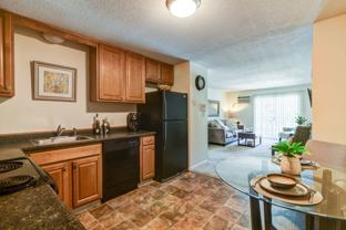 Colonial Village Apartments - Photo 1 of 1