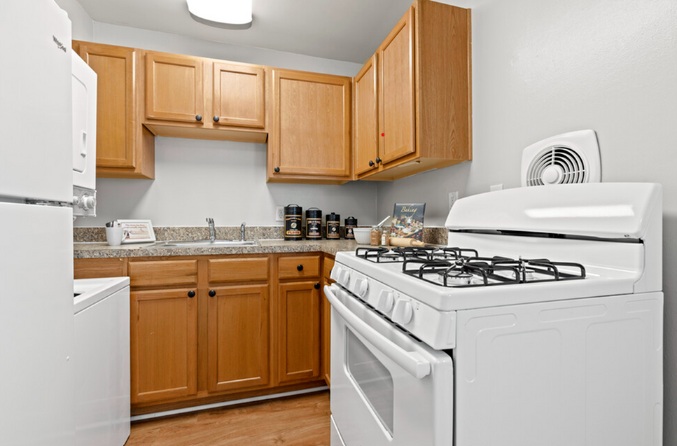 Meadowview Apartments - Photo 3 of 12