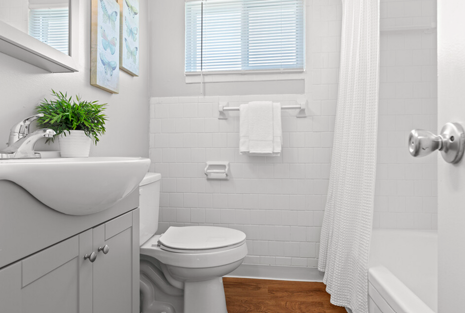 Meadowview Apartments - Photo 5 of 12