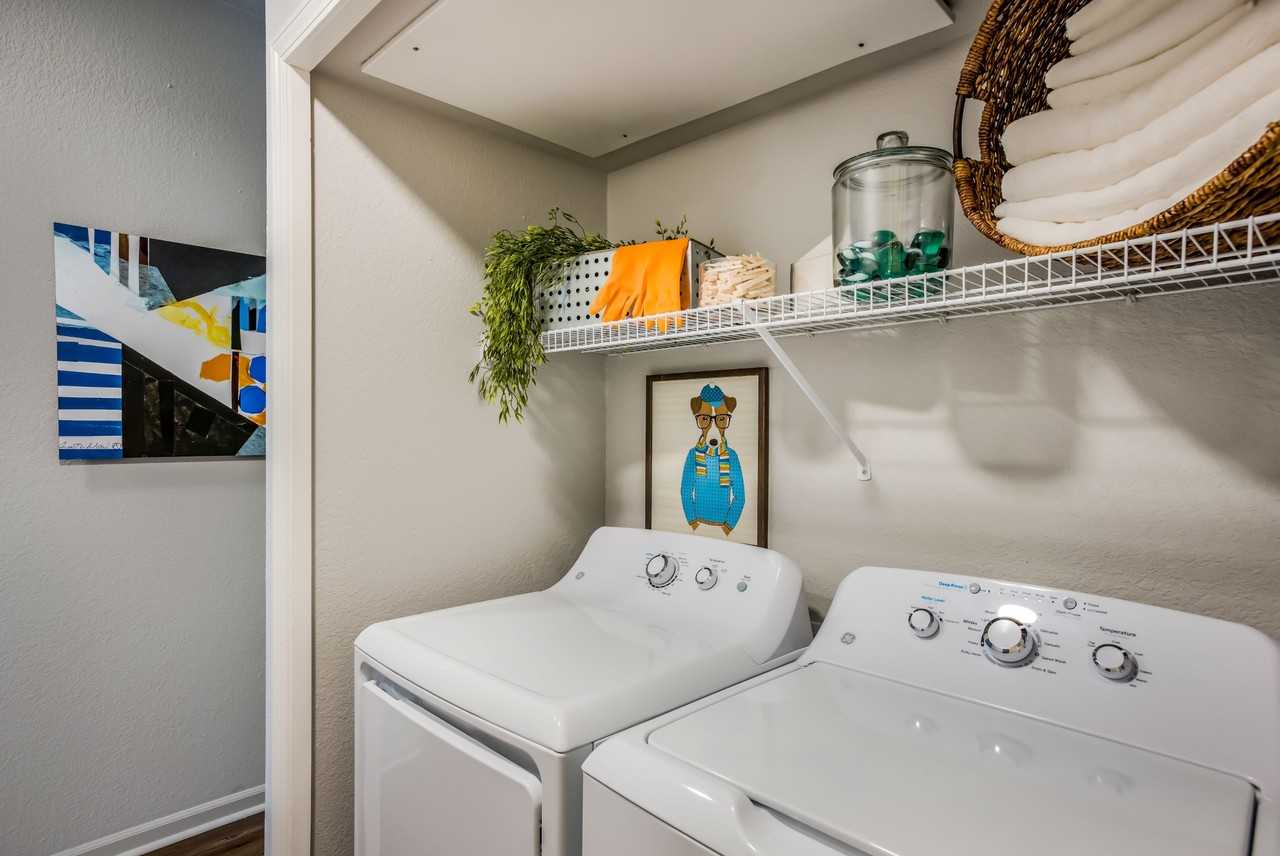 Liv Arbors - Photo 5 of 46