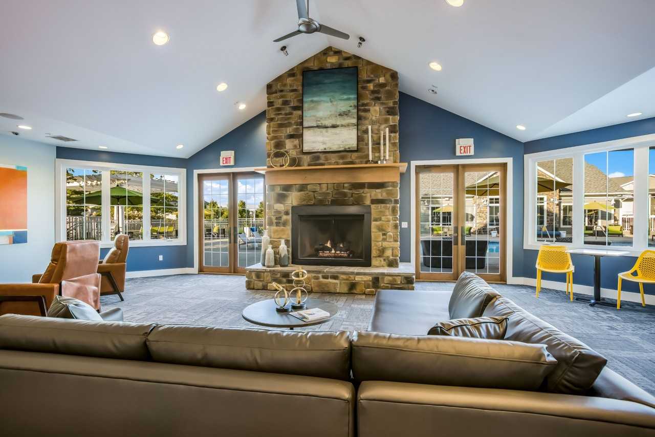 Liv Arbors - Photo 6 of 46