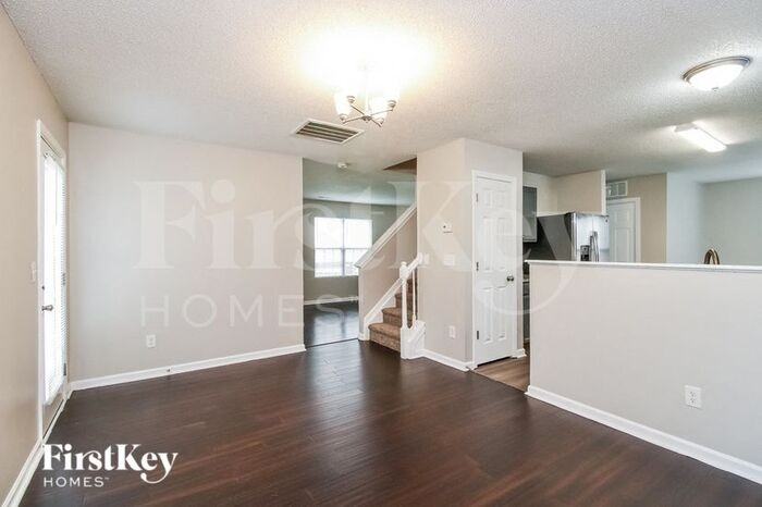 4804 Mystic Oak Dr - Photo 3 of 15