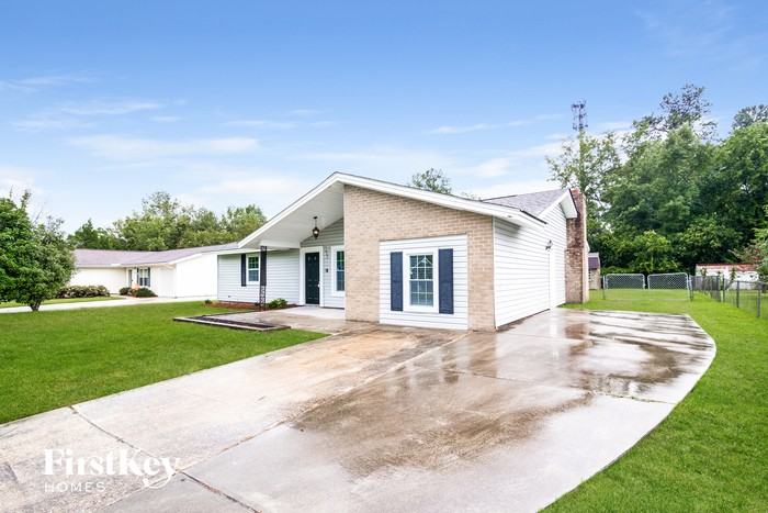 1007 Mountain Pine Rd - Photo 2 of 15