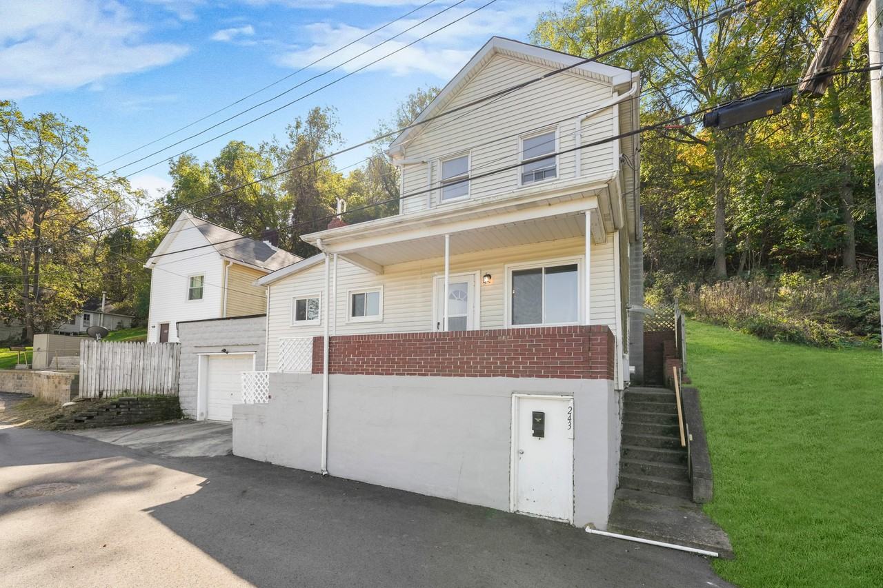 243 Hogans Way #NA - Photo 2 of 16