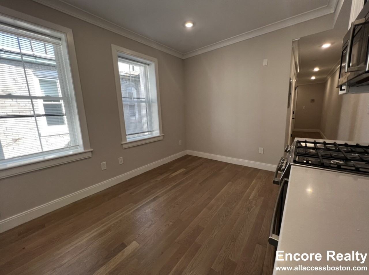 47 Englewood Ave #6 - Photo 5 of 14
