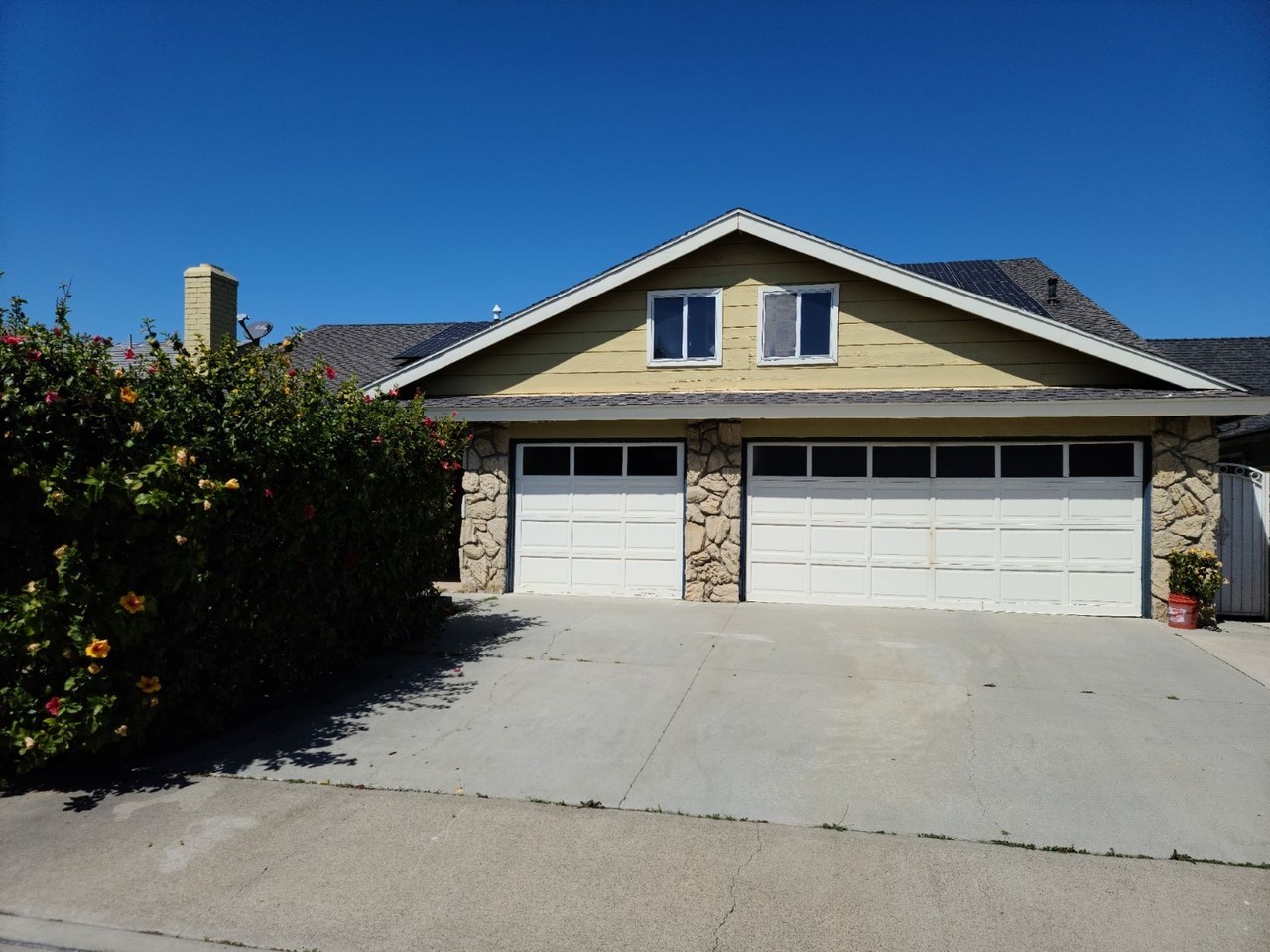 9441 Coronet Ave #NA - Photo 2 of 8