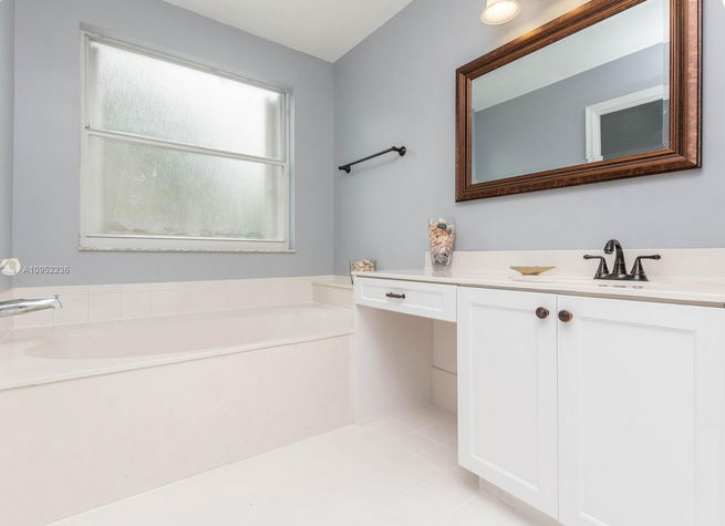 1031 Nw 192nd Ave #NA - Photo 2 of 17