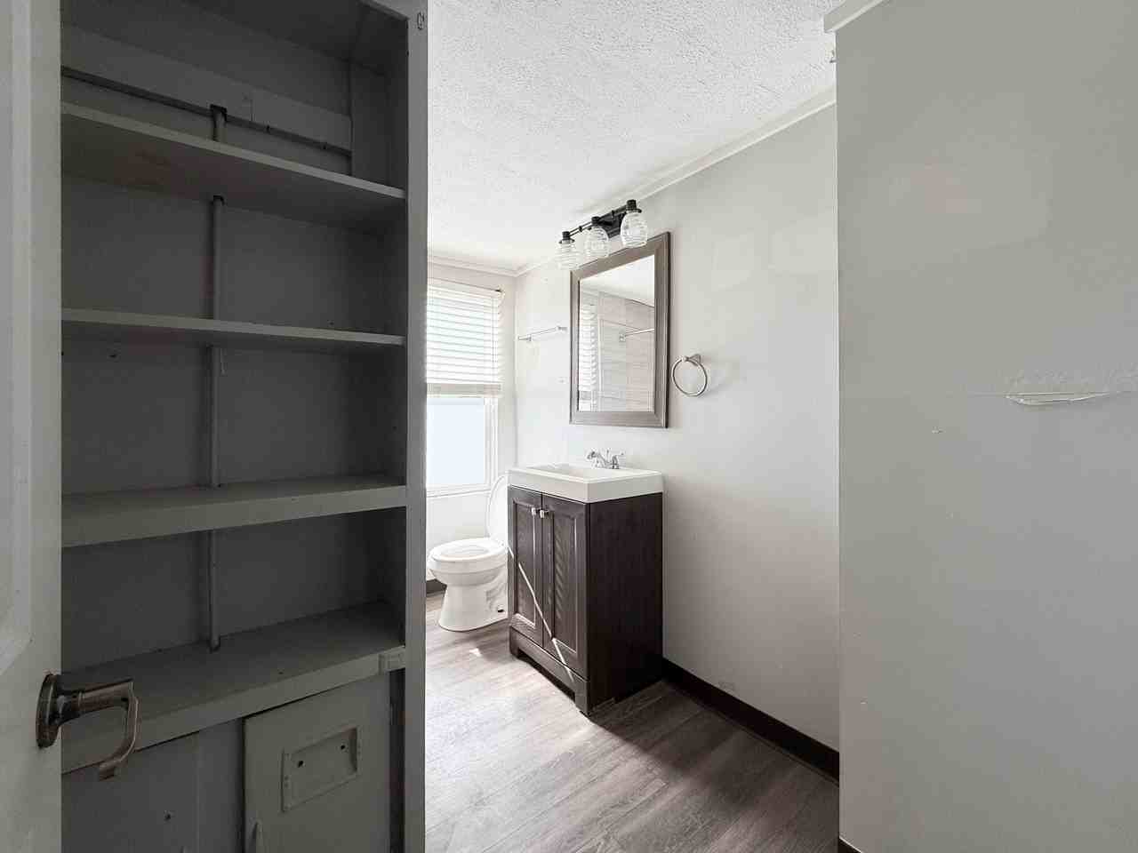 457 N Greenwood St #B - Photo 7 of 13