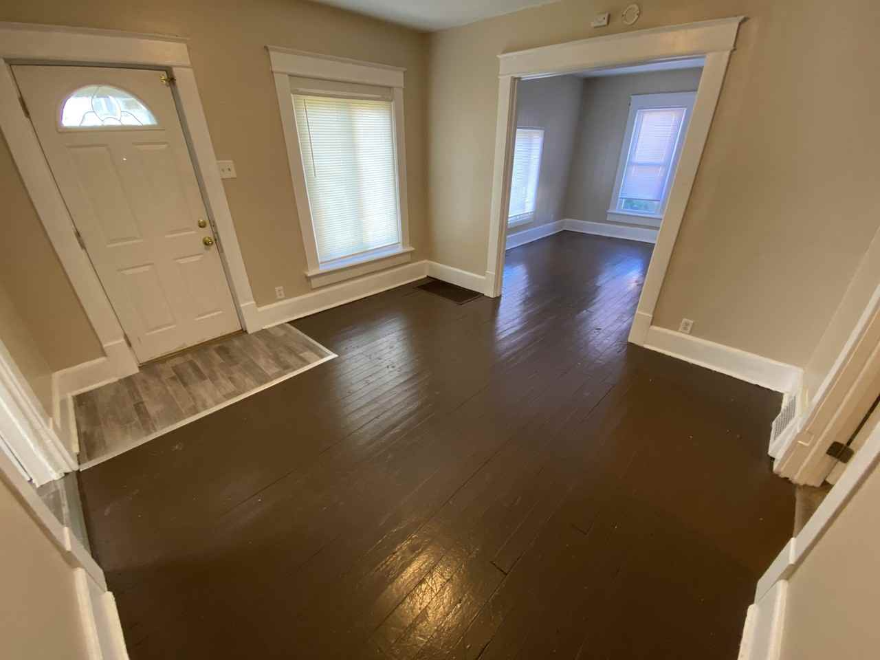 103 E 9th St #NA - Photo 2 of 12