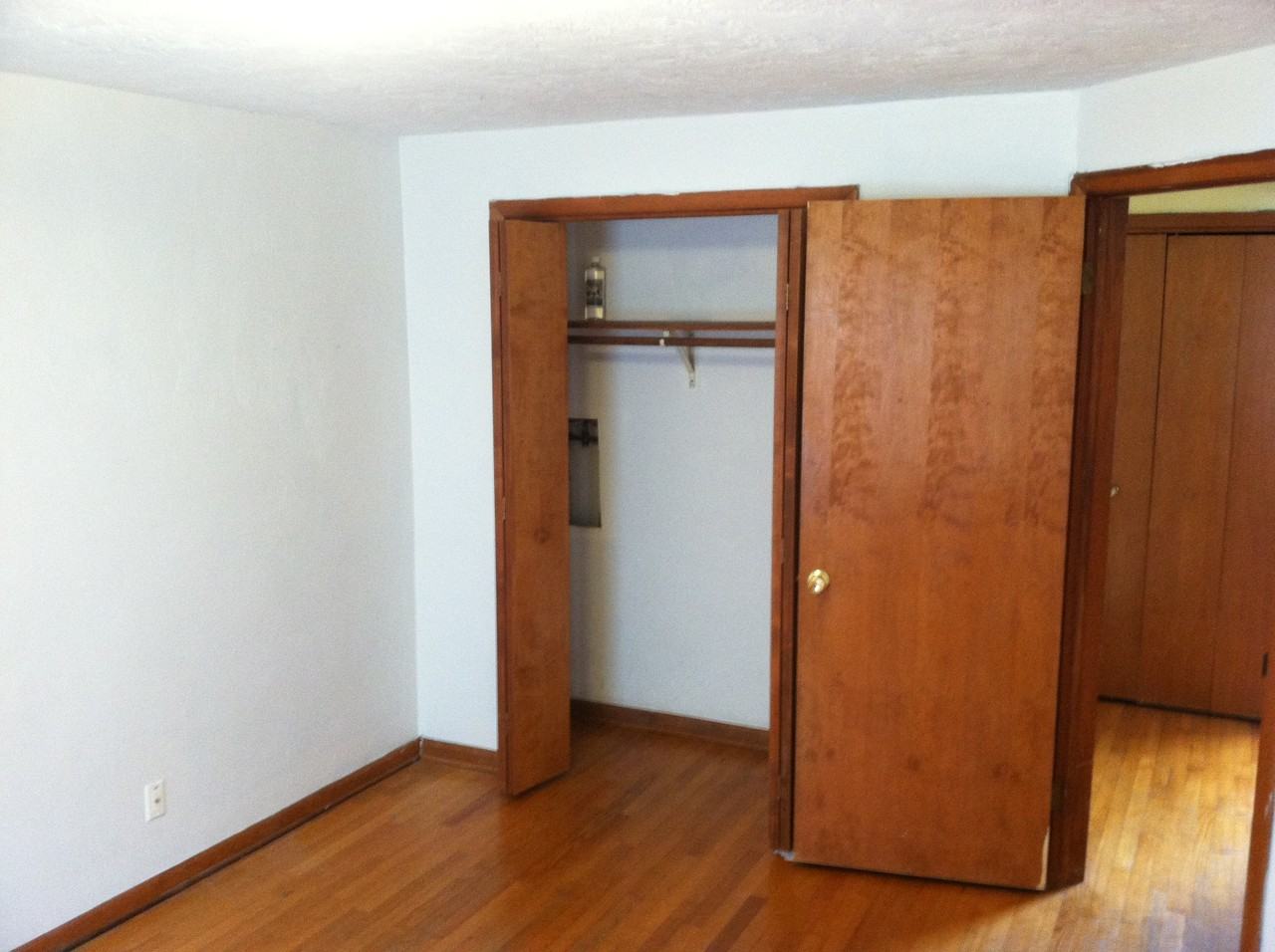 805 W Ashland Ave #AB - Photo 5 of 6