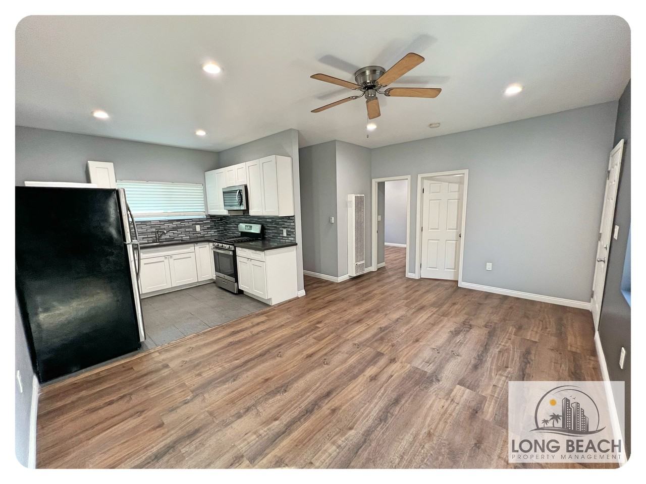 2525 East 10th Street #5 - Photo 3 of 12