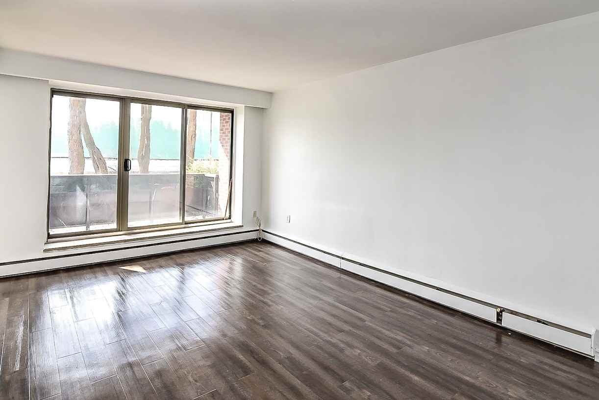 Granite Tower Apartments - Photo 3 of 10
