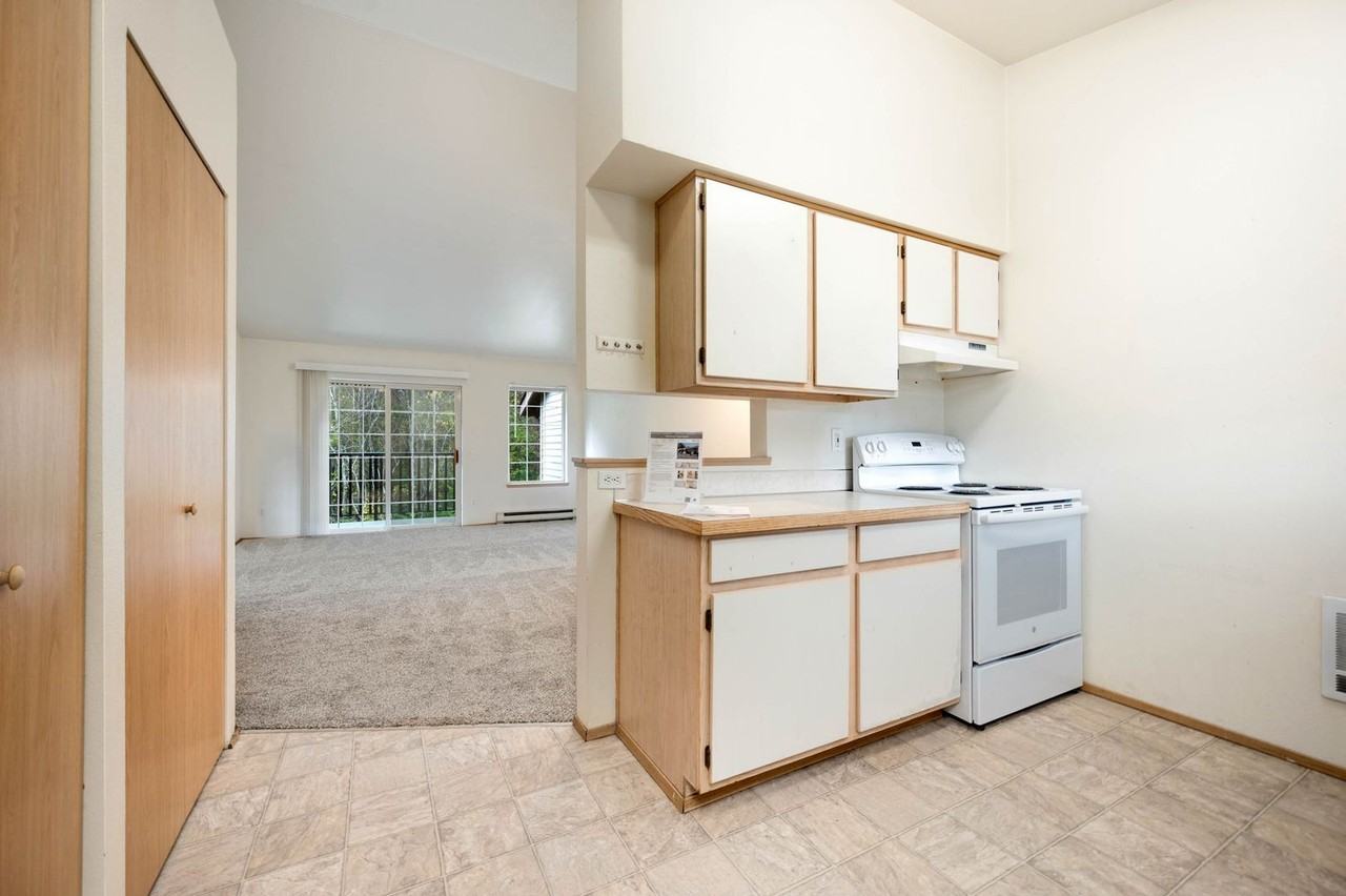 Wildwood Apartments - Photo 7 of 44