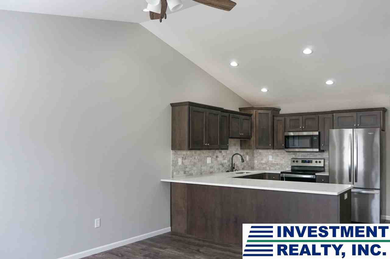 M183-MF4 - Photo 2 of 8