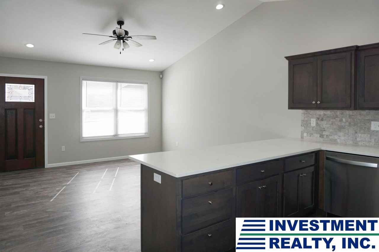 M183-MF4 - Photo 4 of 8