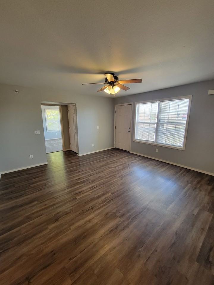 Revolutionary Square - Photo 2 of 34