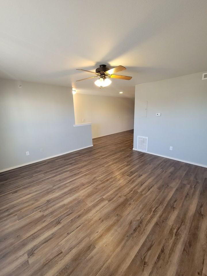 Revolutionary Square - Photo 3 of 34