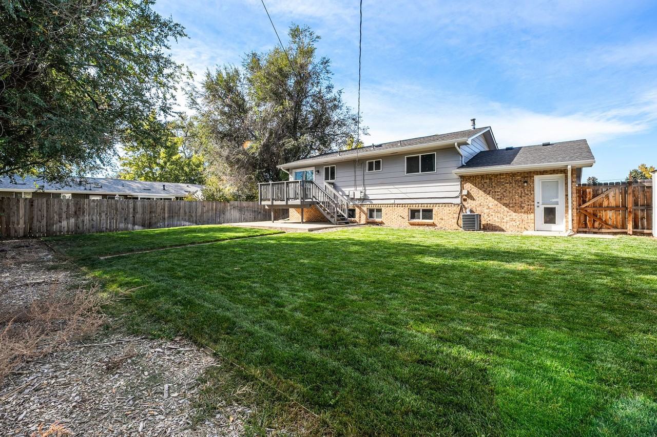 4632 Everett Ct - Photo 2 of 25