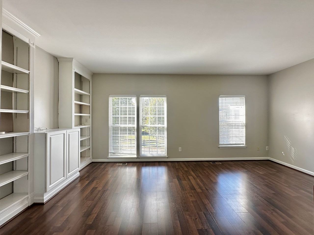 706 Huffine Manor Cir - Photo 7 of 25