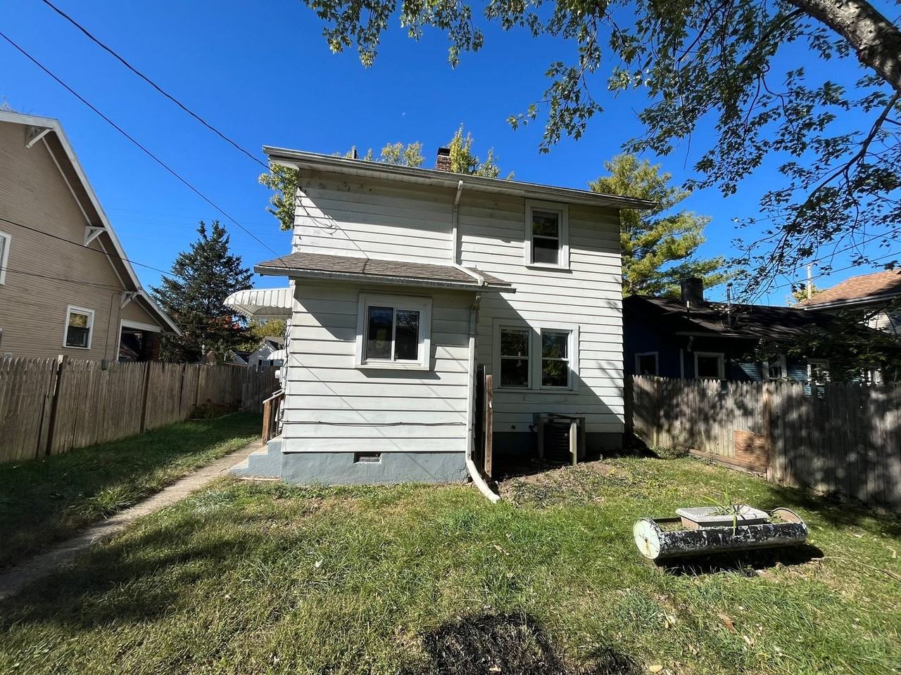 4012 Old Riverside Dr - Photo 2 of 11