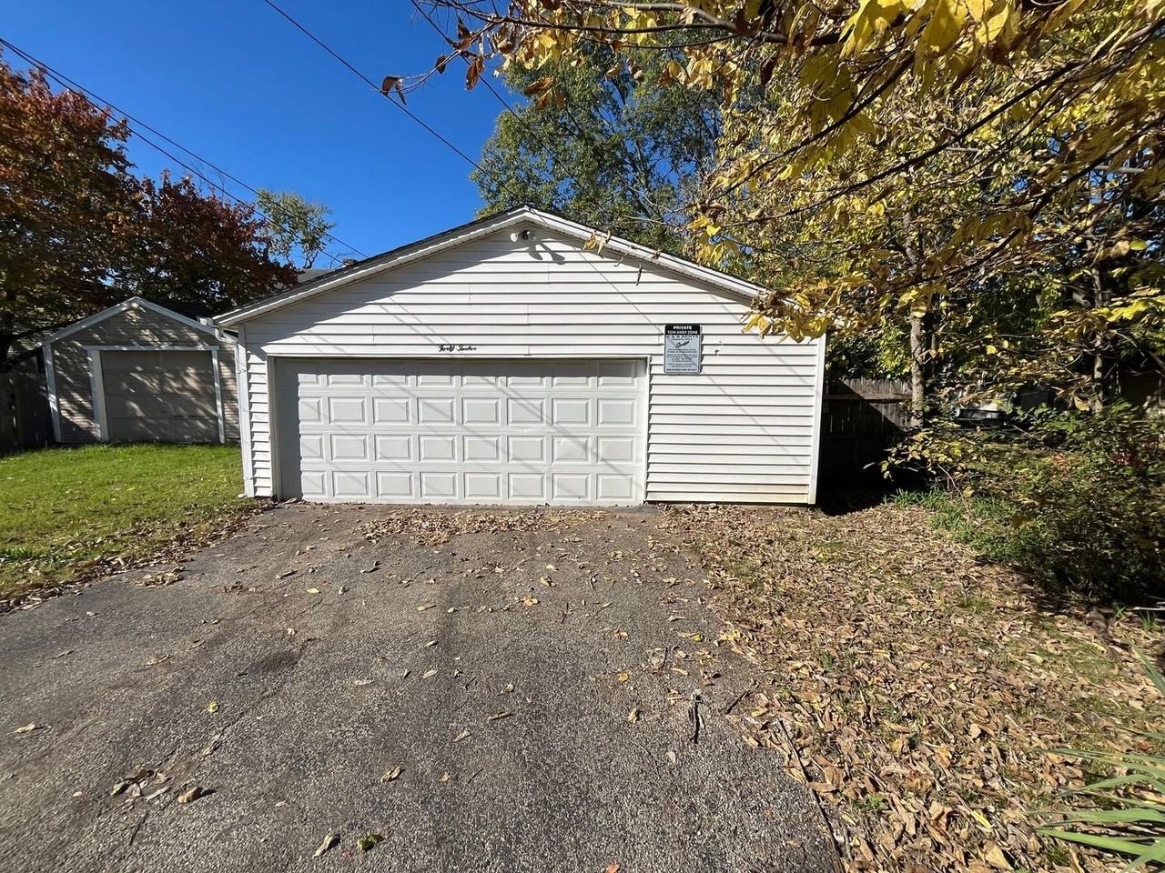 4012 Old Riverside Dr - Photo 3 of 11