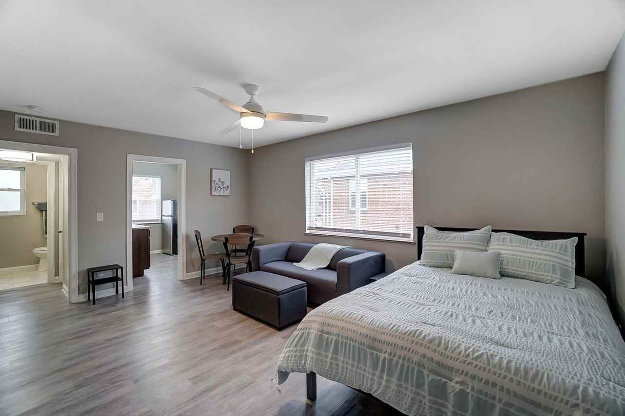 330 Helen - Photo 2 of 13