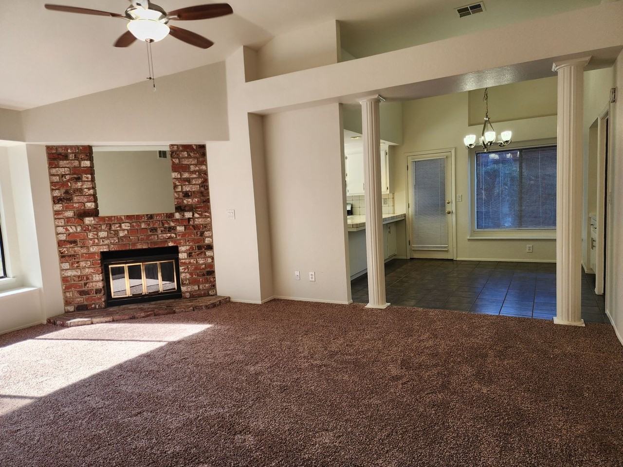 9001 Crowningshield Dr - Photo 3 of 25