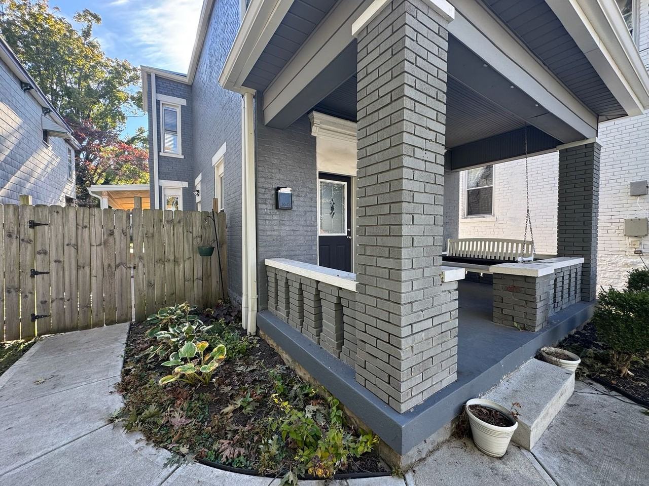 208 6th Ave - Photo 2 of 50