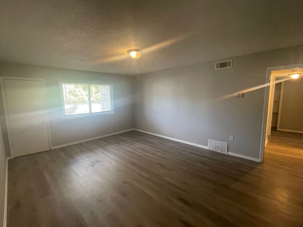 Westside Manor - Photo 2 of 13