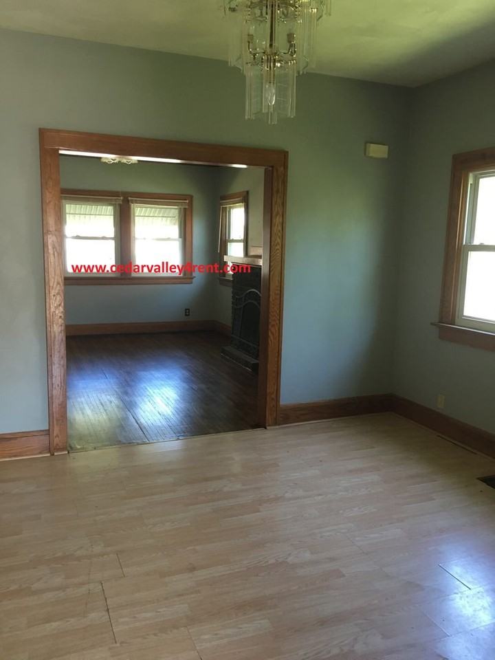 326 Cutler Street - Photo 2 of 11